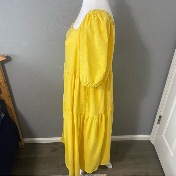 Old Navy Spring Summer Yellow tiered midi dress square neck puff short sleeves - Picture 7 of 8